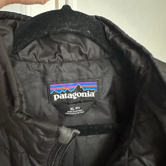 Patagonia Black Nanopuff Puffer Jacket - Picture 5 of 6